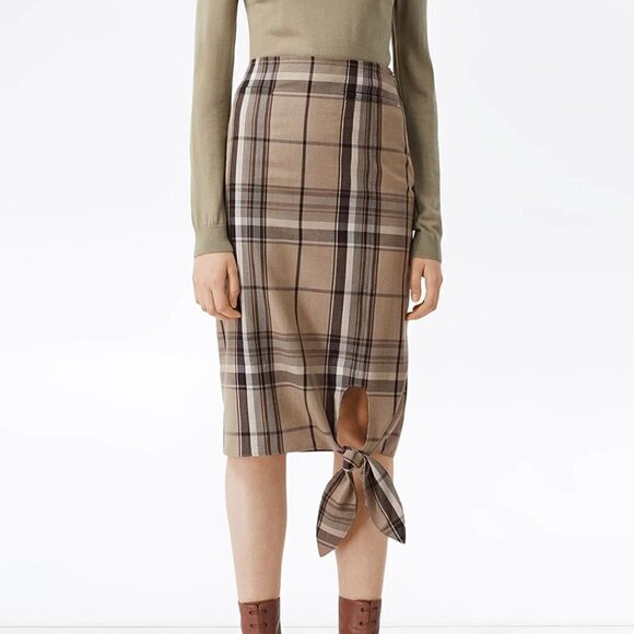 New Burberry Knot Detail Nova Check Driftwood Pattern Pencil Skirt NWT 0 US/2 UK - Picture 3 of 15